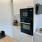 Apartamento Con Piscina - Magnificas Vistas A Canal - Aire Acondicionado B