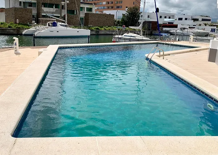 Apartamento Con Piscina - Magnificas Vistas A Canal - Aire Acondicionado B